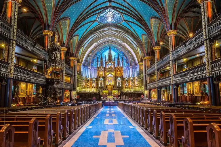 AURA light and sound experience inside Notre-Dame Basilica in Montréal