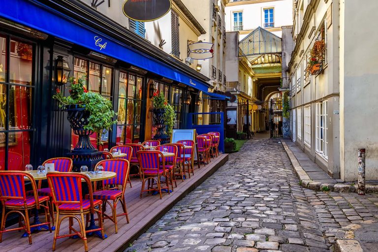France-Paris-café-narrow-street-daytime